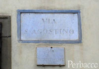 Via Sant'Agostino（サンタゴスティーノ通り）